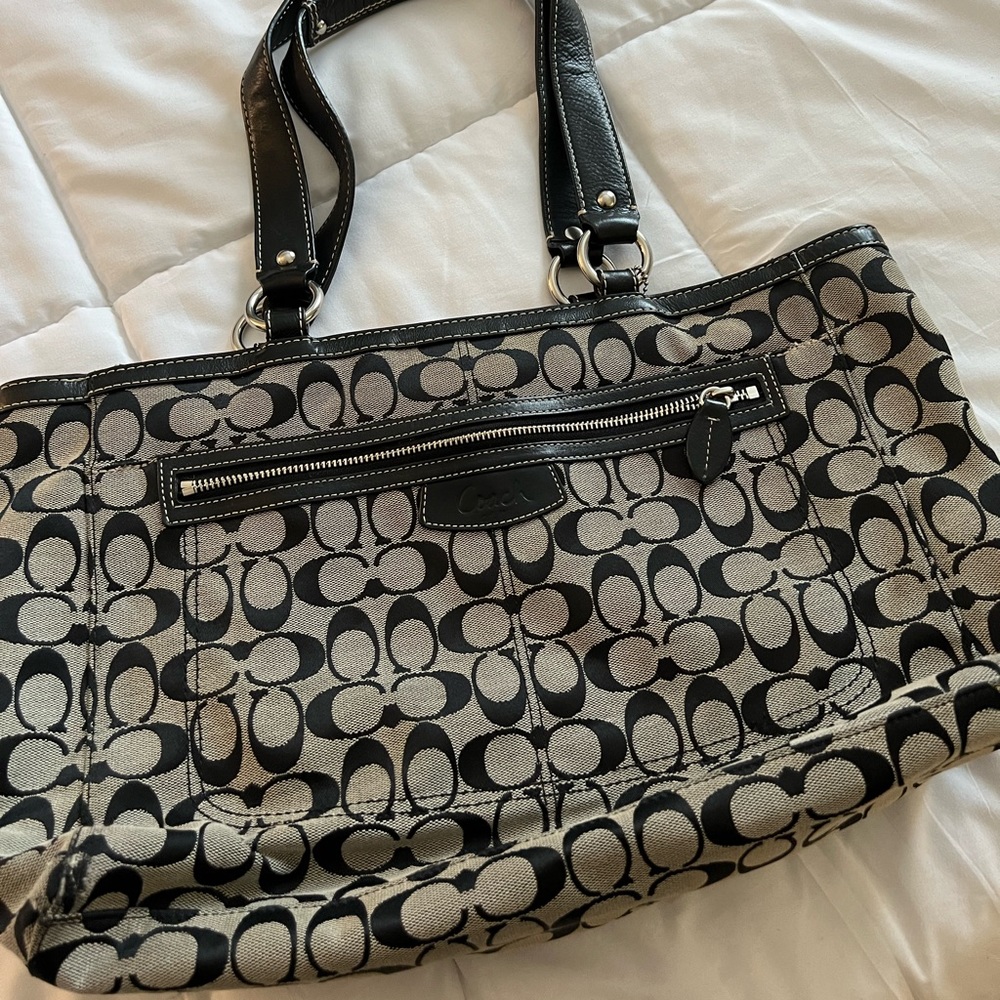 Coach handbag